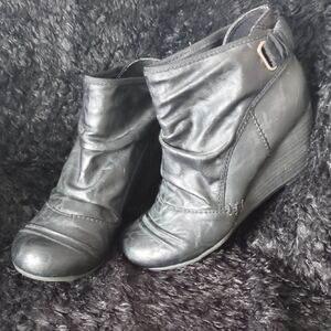 Elegant Black Wedge Ankle Boots